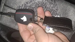 تجریه خرید جاکلیدی چرم لانکا مدل KC-8