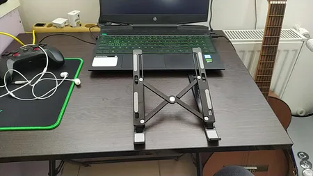 پایه نگهدارنده لپ تاپ مدل FSB1