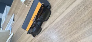 تجریه خرید عینک آفتابی مردانه جیپ مدل 8712