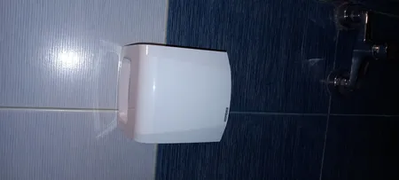 پایه رول دستمال کاغذی بنتی کد B8080