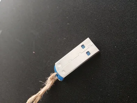 فلش مموری وریتی مدل V803 ظرفیت 16 گیگابایت