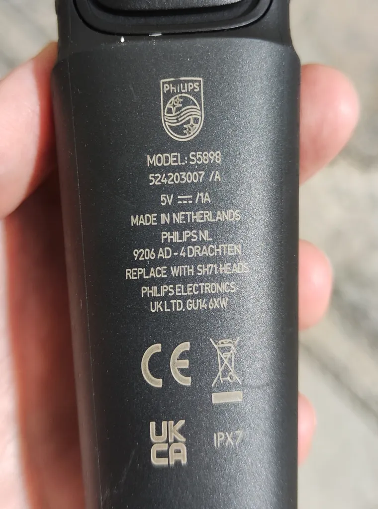 ماشین اصلاح موی صورت فیلیپس مدل S5898