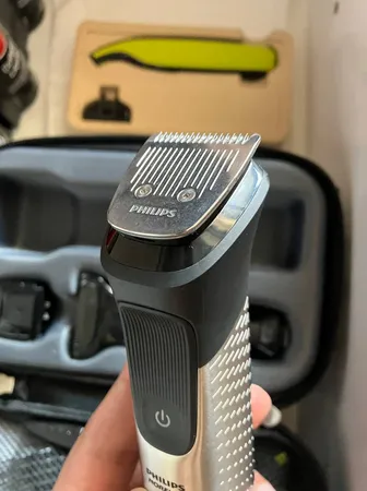 ست ماشین اصلاح موی صورت و بدن فیلیپس مدل MG9510 به همراه ماشین اصلاح وان بلید