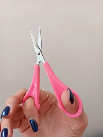 قیچی ابرو اس جی ان مدل PH1