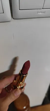 رژ لب جامد سالوته پرو شماره 902