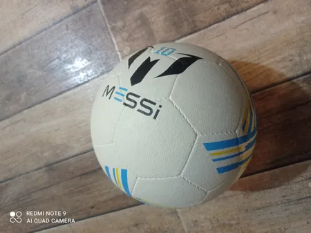 توپ فوتبال مدل لاستیکی  Messi Argentina2022