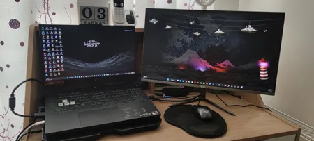 مانیتور جی پلاس مدل GDM-245LN سایز 24 اینچ