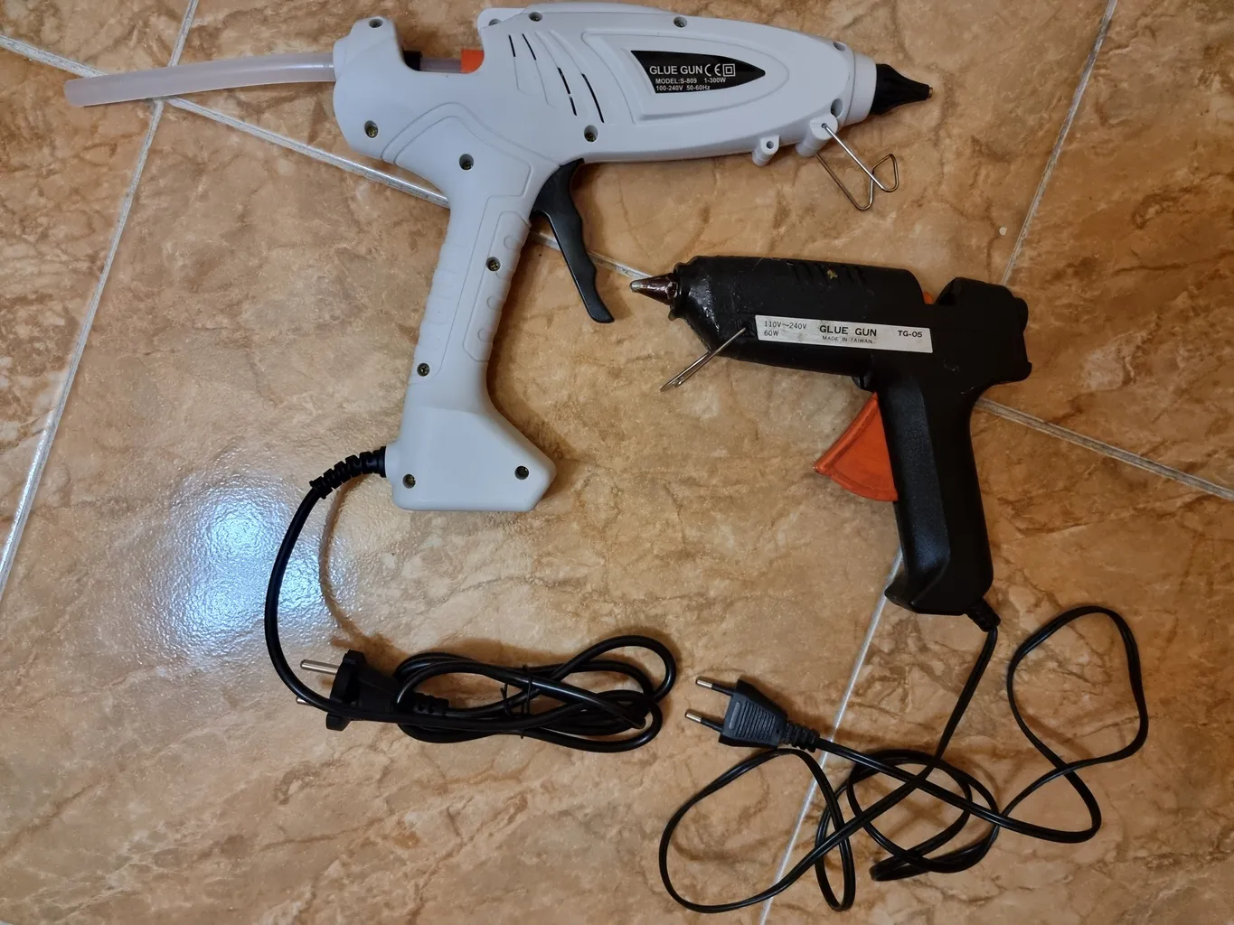 دستگاه چسب حرارتی جویر مدل S-809