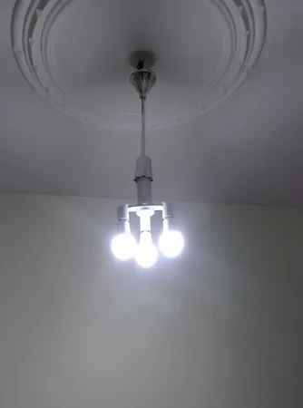 لامپ ال ای دی 10 وات بروکس مدل 5322-A60 پایه E27 بسته 10 عددی