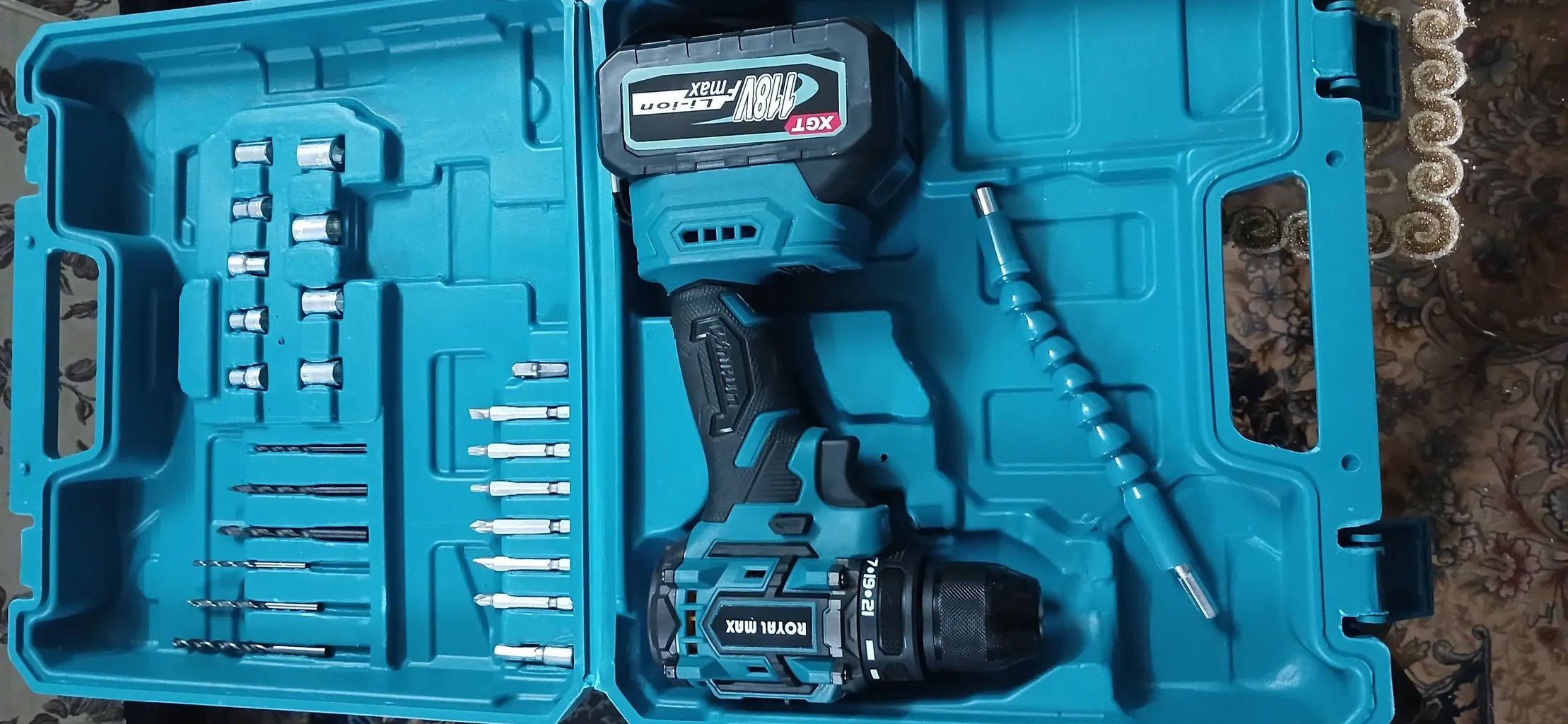 دریل پیچ گوشتی شارژی براشلس رویال مکس مدل BR118VOLT مجموعه 30 عددی