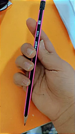 مداد مشکی مدل JO-035