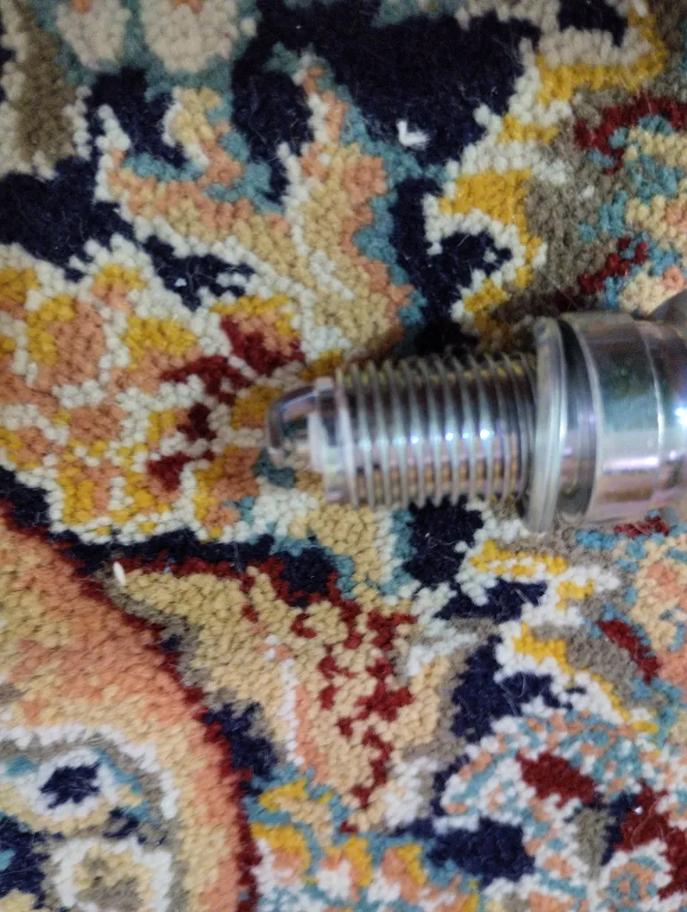 شمع موتورسیکلت ان جی کی مدل D8TC مناسب برای هوندا 125