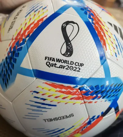 توپ فوتبال مدل جام جهانی 2022 قطر