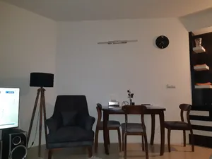 تجریه خرید ساعت دیواری چشمه نور مدل H8012