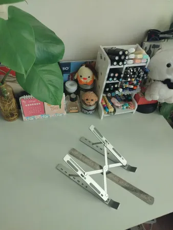 پایه نگهدارنده لپ تاپ مدل X Model