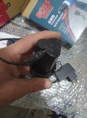 پیچ گوشتی شارژی باس مدل 18V-Li-ion