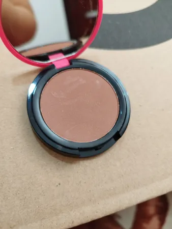 رژ گونه کالیستا سری Color And Art شماره B06