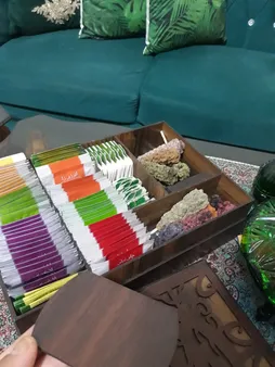 جعبه رومیزی تی بگ و تنقلات و زیر لیوانی مدل nova کد KU27