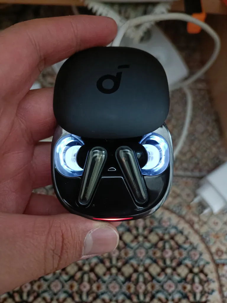 هدفون بی سیم انکر مدل Soundcore Liberty 4 A3953 هدفون بی سیم انکر مدل Soundcore Liberty 4 A3953