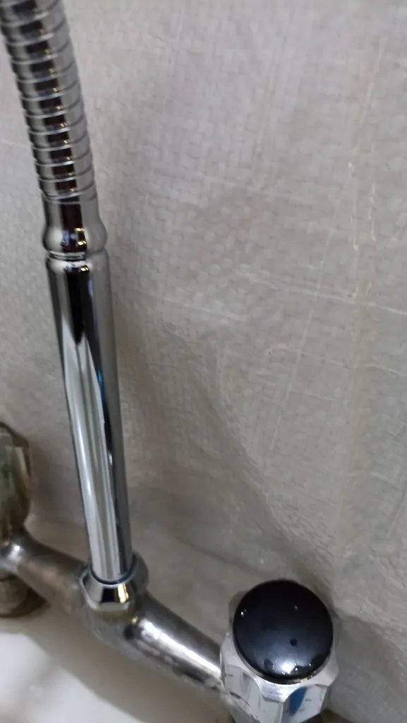 علم شیر ظرفشویی ققنوس مدل استیل LUX