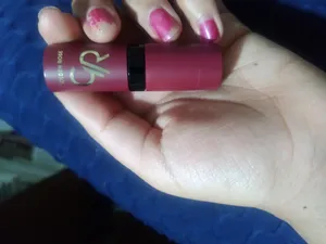 تجریه خرید رژ لب گلدن رز مدل ولوت مات شماره 23