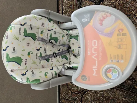 صندلی غذاخوری کودک دلیجان طرح دایناسور مدل میلانو