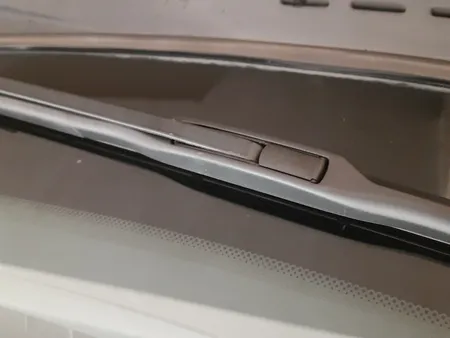 تیغه برف پاک کن ساما وایپر بلید مدل هیبرید مناسب برای جیلی امگرند بسته دو عددی