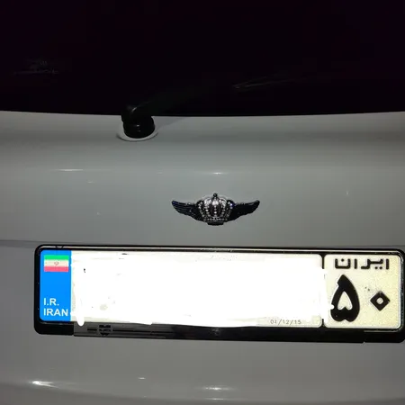 ارم خودرو صفا مدل تاج بالدار