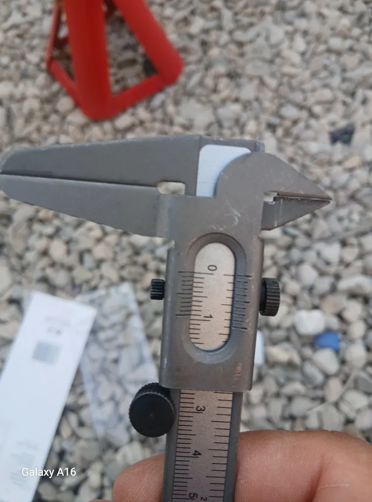 کولیس کد 15 گستره 150-0 میلیمتر