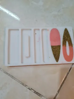 قالب رزین مدل گیره مو طرح کلاسیک کد SIM1