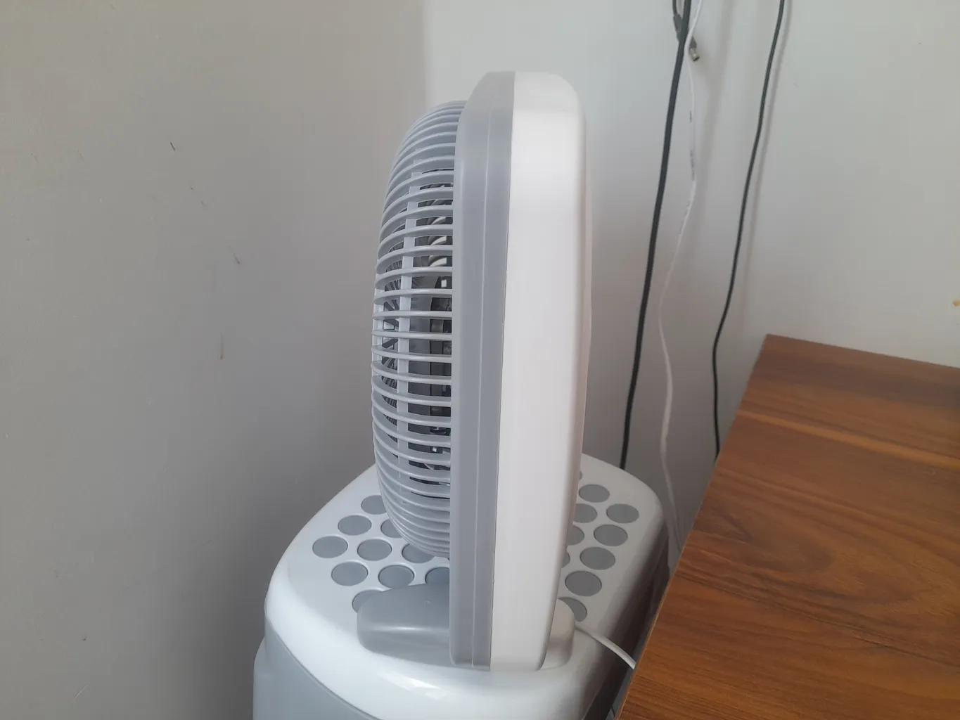 پنکه رومیزی دمنده مدل FTF-25H2S