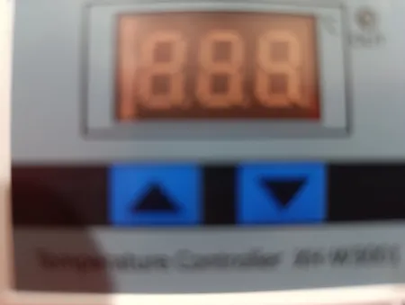 کنترلر دما مدل XH-W3001