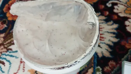 اسکراب لایه بردار پوست انشور هاینس مدل Almound حجم 250 میلی لیتر