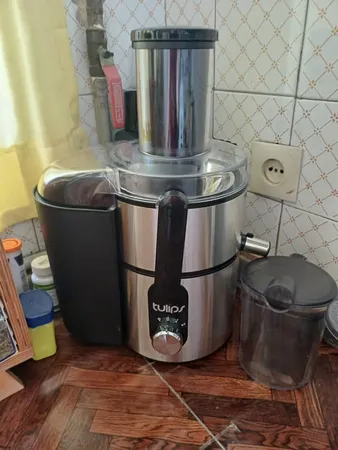 آب میوه گیری تولیپس مدل Fj-479