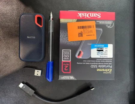 اس اس دی اکسترنال سن دیسک مدل Extreme E61 ظرفیت 2 ترابایت رابط USB 3.2 Gen2