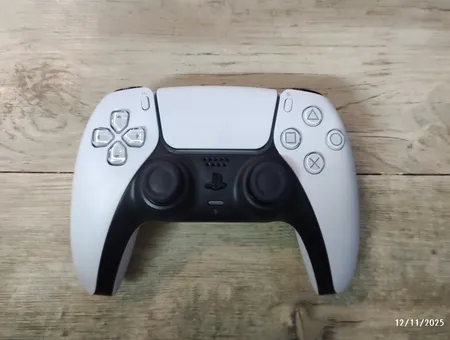 دسته بازی پلی استیشن 5 سونی مدل Dual Sense Chroma Indigo