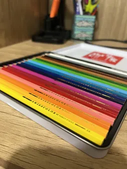 مداد آبرنگی 18 رنگ کارن داش مدل Swiss Color