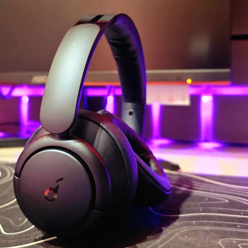 هدست بلوتوثی انکر مدل SoundCore Life Q35