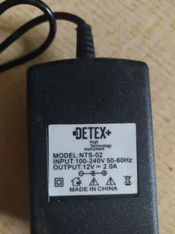 آداپتور 12 ولت 2 آمپر مدل SL-142 مناسب برای دوربین مداربسته