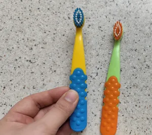 تجریه خرید مسواک کودک آل‌وایت کد 0-5 با برس نرم