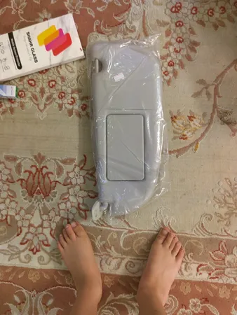 آفتابگیر چپ خودرو چیکال مدل M-52 مناسب برای پژو 206