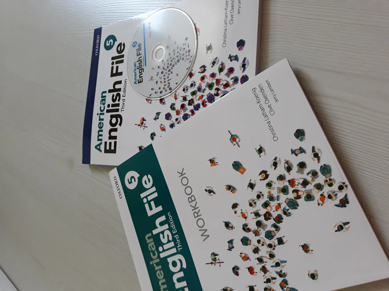 کتاب American English File 5 3rd Edition اثر جمعی از نویسندگان انتشارات آکسفورد