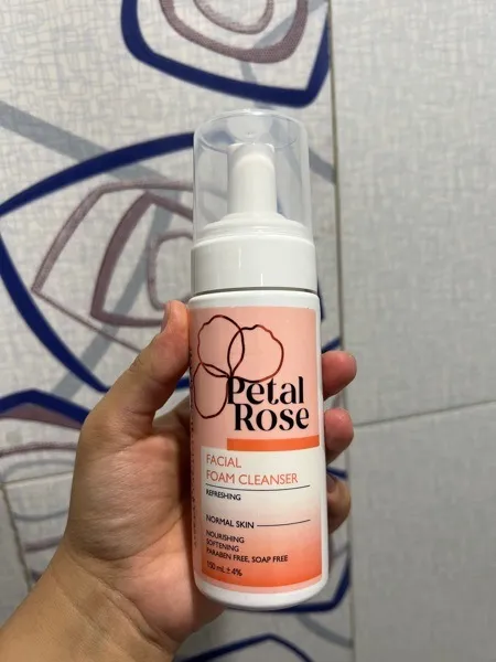 فوم شستشوی صورت پتال رز مدل Refreshing حجم 150  میلی لیتر