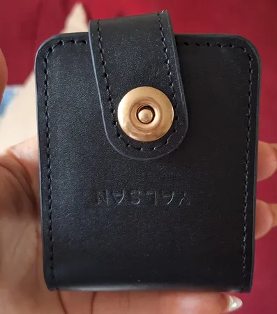 کیف لوازم آرایش زنانه چرم یلسان مدل مانا کد GN-041-msk