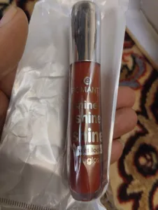 تجریه خرید رژ لب مایع سیوره شماره L18