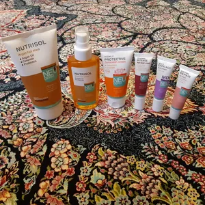 تجریه خرید کرم ضدآفتاب بی‌رنگ نئودرم مدل Highly Protective SPF50، مناسب پوست‌های چرب تا مختلط، حجم 50 میلی‌لیتر