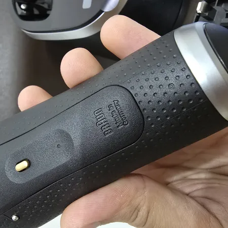 ماشین اصلاح موی صورت شارژی براون مدل 9577cc