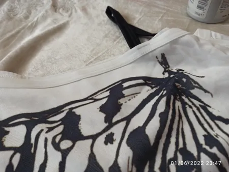 بلوز زنانه طرح پروانه کد 105