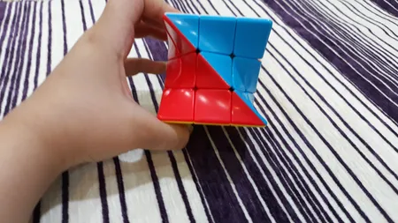 روبیک مدل استوانه پیچ خورده