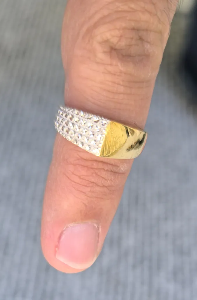 انگشتر طلا 18 عیار زنانه طلای مستجابی مدل آوا کد 67047 سایز 55